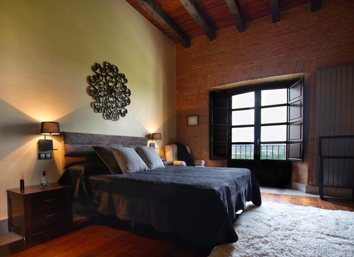 Castillo De Monte La Reina Posada Real & Bodega โตโร ภายนอก รูปภาพ